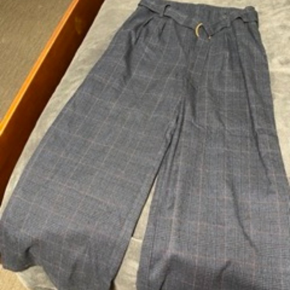 NWT Wide Leg Plaid pant